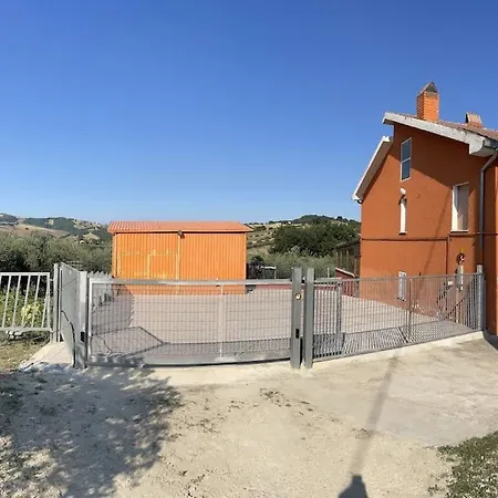 Nel Cuore Del Parco Montebello di Bertona